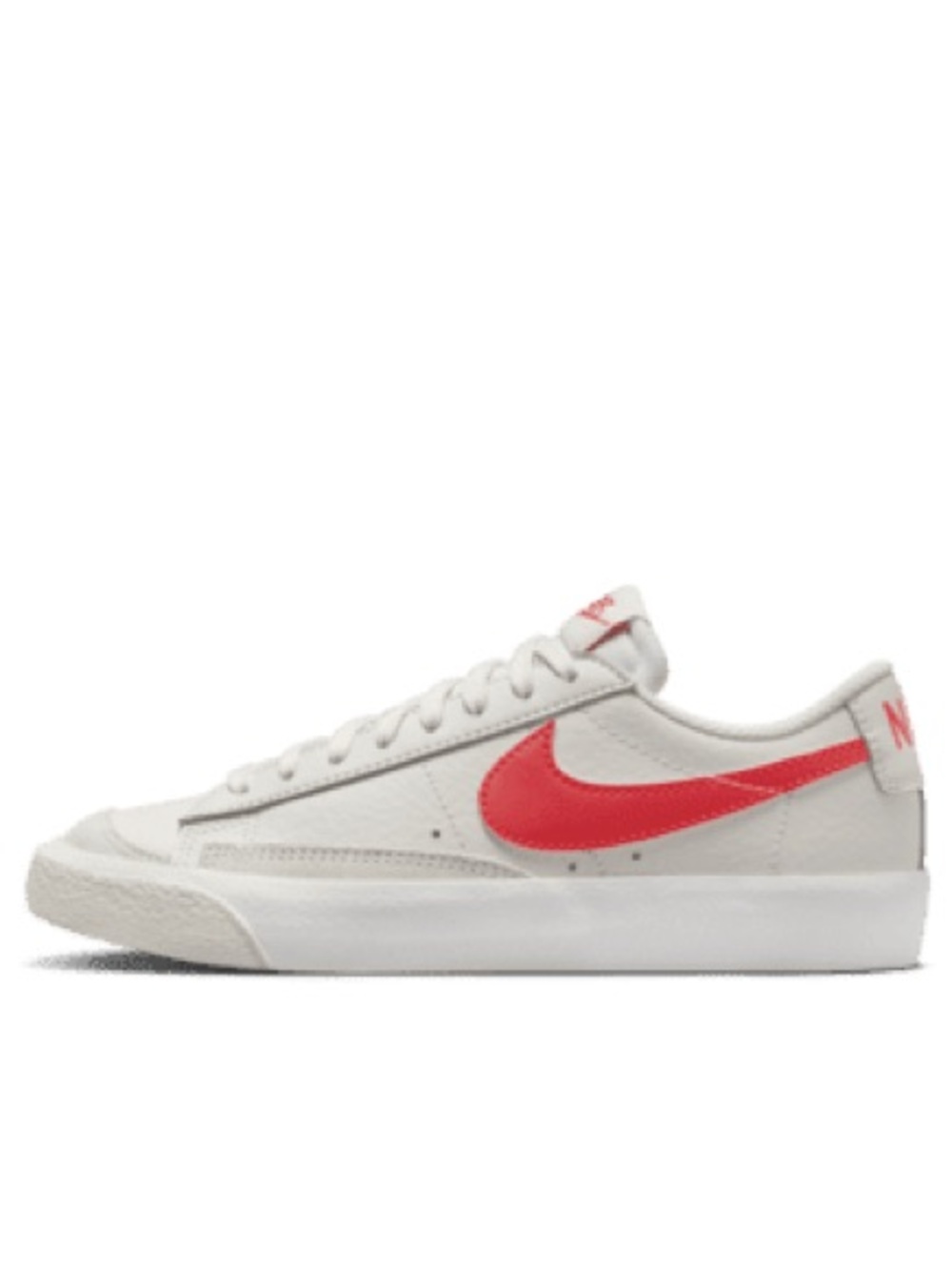 Nike Blazer Low '77
White with Hot Pink
Big Kids' Shoes
Size: 4.5Y